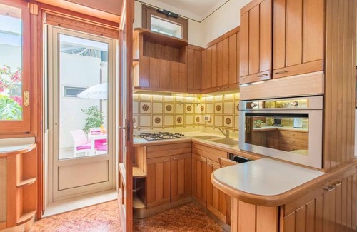 San Vito dei Normanni House | 200m historical center, private patio, ac, 8'drive to the beaches.