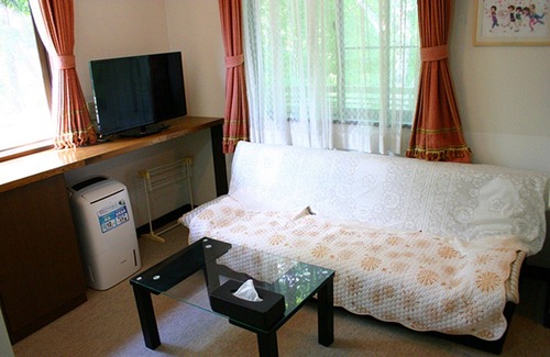 Yamanakako Hotel | 201 western style four bed roomYamanaka Lake View/Minamitsuru-gun Yamanashi