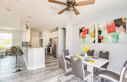 Oakland Hills House | 2020 HOUSE Salt water heated pool