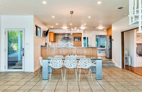 Hughes Park Lake House | 2024 Newly Renovated - NEW PHOTOS - Private dock in the water, 2 Master Bedrooms