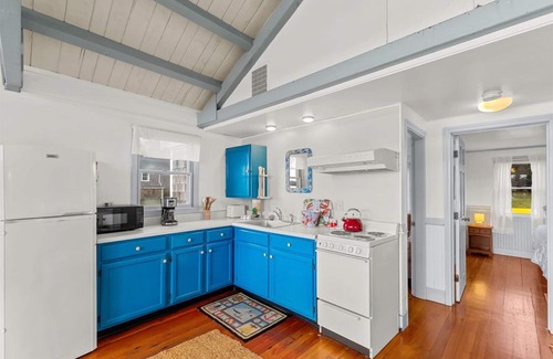 Eastham Cottage | 2025 Foremast: Charming Cottage w/Panoramic Town Cove Views, Pet Friendly!