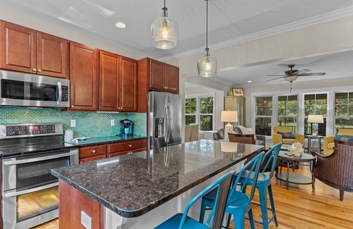 Bald Head Island House | 2025 Now Available! nStep 'Out of Office' and into BHI Bliss