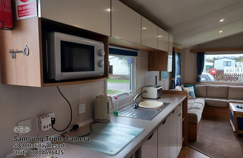 Burnham-on-Sea House | 205 Holiday Resort Unity 6 berth Pet friendly