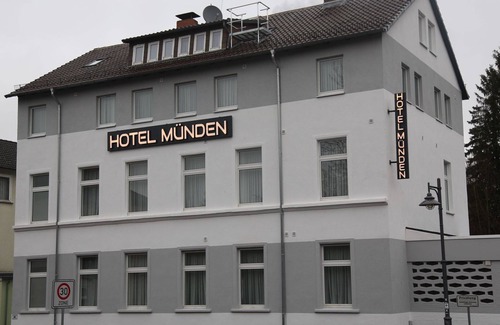 Hannoversch Munden House | 207 Dreibettzimmer - Hotel Münden