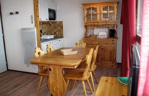Plagne Villages Apartment | 20m from ski slopes, 4th floor, view ski slopes, tv, ski locker, 42m², La Plagne