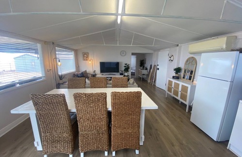 Muloowurtie House | 21-Positioned at the start of Black Point! Excellent sea views! Dog friendly!