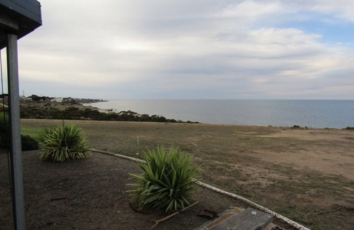 Muloowurtie House | 21-Positioned at the start of Black Point! Excellent sea views! Dog friendly!