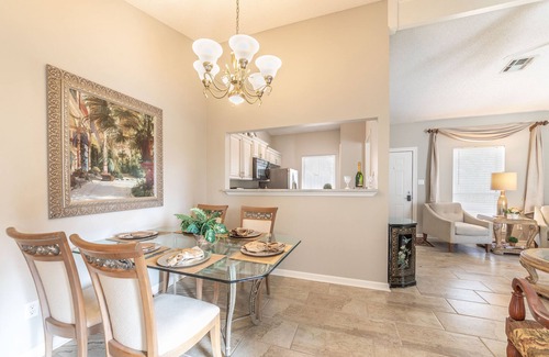 Lafayette House | 210-H Long Plantation Suites 1 or 2 Bedrooms - Monthly, Short Term, Long Term