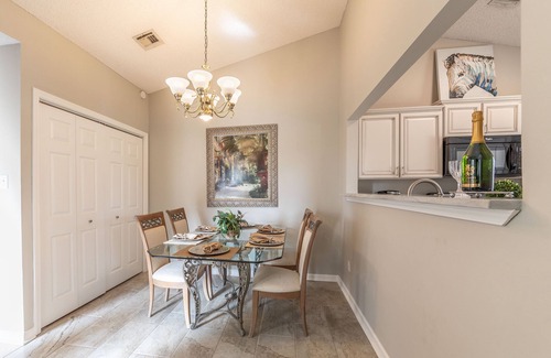 Lafayette House | 210-H Long Plantation Suites 1 or 2 Bedrooms - Monthly, Short Term, Long Term