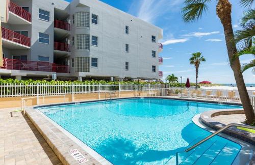 Madeira Beach House | #212 Surf Song Resort