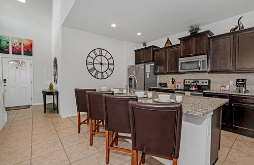 Four Corners House | 2120 Rome Drive