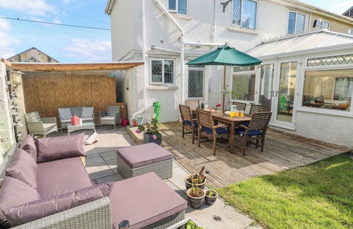 Burry Port Cottage | 22 MORLAN TERRACE, pet friendly, with a garden in Burry Port