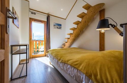 Saint-Jean-de-Maurienne Apartment | 220m apartment with terrace for 14 people