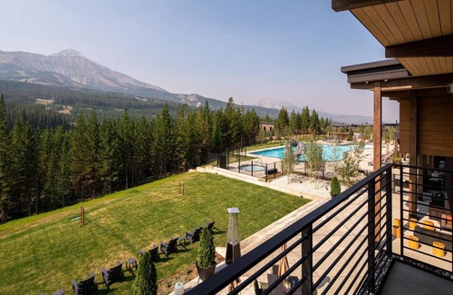 Big Sky Condo | 225 LakeLodge (2-Bedroom Condo) with Pool by Moonlight Basin Lodging