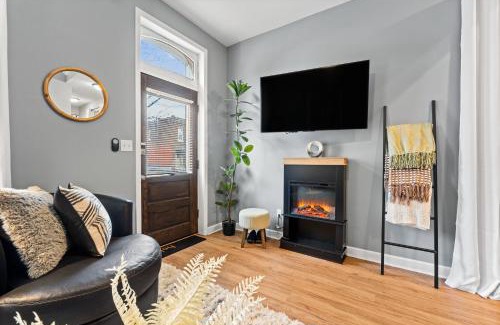 Downtown St. Louis House | 2255 The Journey Home by JZ Vacation Rentals