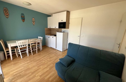 Le Verdon-sur-Mer Apartment | 226 - Comfortable apartment in a residence with swimming pool in Verdon sur Mer