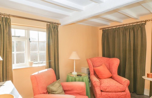 Clifford Chambers Cottage | 23 CLIFFORD CHAMBERS, romantic, with a garden in Stratford-Upon-Avon