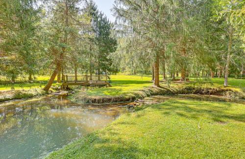 Blissfield House | 23 Mi to Mohican SP Group-Ready Lodge with Hot Tub
