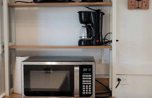 Central Berkeley Apartment | 2336B - Lovely Backyard Studio near UC Berkeley