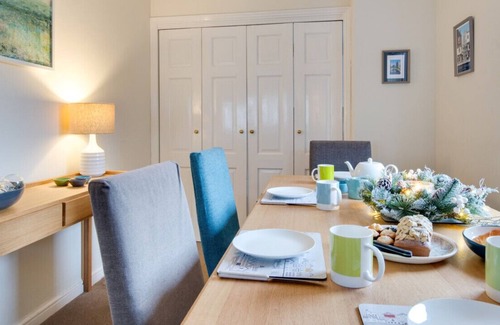 Sandwich House | 24 Aynsley Court - Three Bedroom Apartment, Sleeps 5
