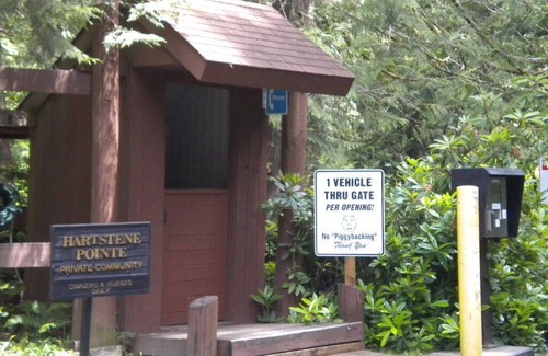 Burley House | 2400 sq ft Luxury Hartstene Pointe Retreat with Pool, Beach & Hi Speed Internet