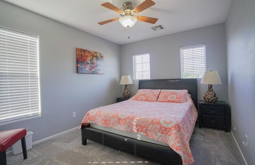 North Las Vegas House | 2400SqFt House 6beds 3bath Pool table BBQ