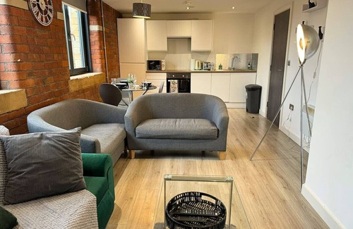 Bradford Apartment | 25% OFF | Cosy 2-Bed Apartment in Central Bradford