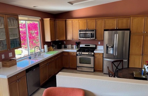 Palm Desert House | 25% off Dec - Great place for Holidays! Private Home w Pool, Spa,& Putting Green
