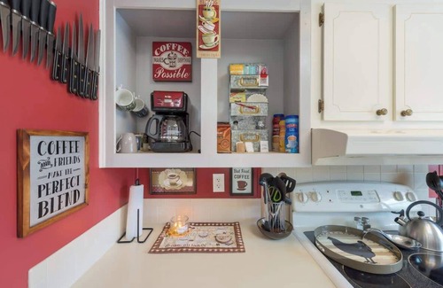 Vista del Lago House | 25%off/Disney5mi/Fishing/2HotTub/3Pools/Gym/Courts