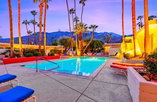 Old Las Palmas Apartment | 25%Off Oct 23-26! Great Reviews/Location -Pool/Spa