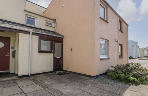Borth-y-Gest House | 25 SOUTH SNOWDON WHARF, family friendly in Porthmadog