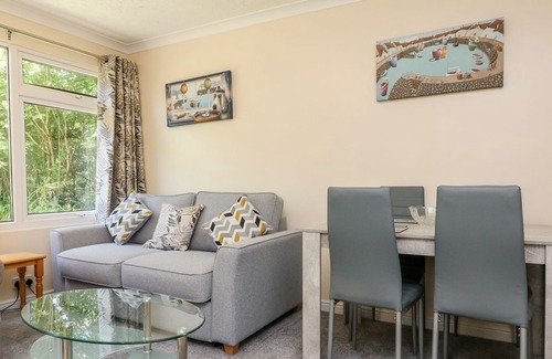 Kilkhampton House | 25 THE GLADE, romantic, character holiday cottage in Kilkhampton