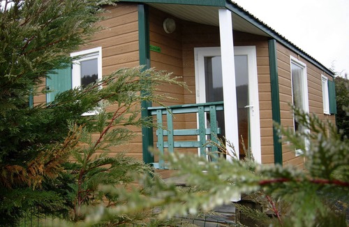 Saint-Jacques-d'Ambur Ski Chalet | 25km VULCANIA Clermont - 500m equipped beach (lake 450 hectares)