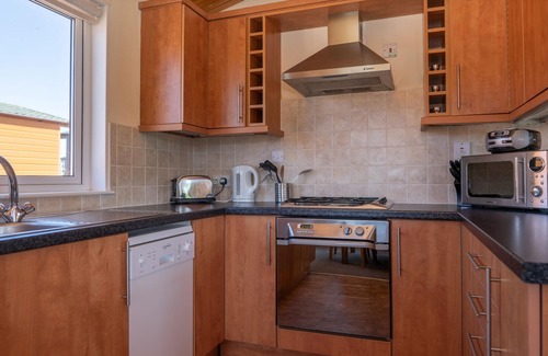 Mullacott Cabin | 26 Ocean View Lodge - 3 Bed-Sleeps 6-TJS26OV