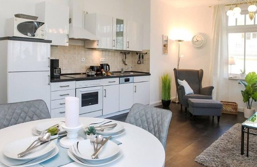 Ostseebad Kuhlungsborn Apartment | (27) 2-room apartment - apartment house Dünenschloss