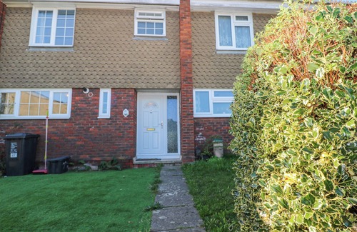 Brighton Cottage | 27 PATCHDEAN, pet friendly, with a garden in Hove