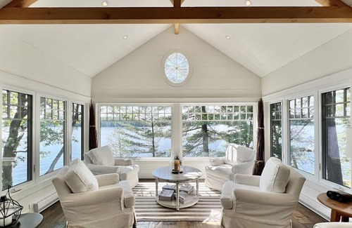 Muskoka Lakes House | 277 Lake Muskoka Summ