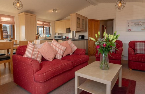 Mullacott House | 28 Ocean Terrace Lodge - 3 Bed-Sleeps 6-TJS28OT