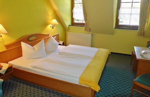 Neuwiese House | 29 double rooms - Landhotel Neuwiese with traditional inn An der Mühle