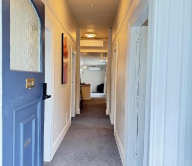 Christchurch City Centre Villa | 298 Home