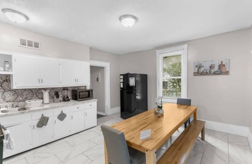 Birmingham House | 29th Street Ensley Heights Hideaway 1