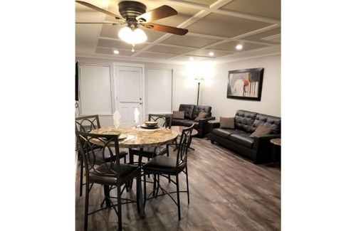 Tri-Cities Apartment | 2b/1b - 890sqft - (3507 - Unit A)