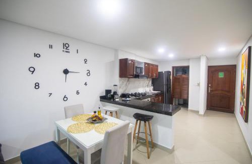 El Laguito Apartment | 2B/2B Gorgeous Sunsets-Ocean View -Pool