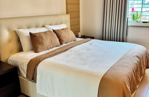 Xinyi Apartment | 2bd/2ba Taipei Skyline Views｜Xinyi District｜Walk to Taipei 101 & Xiangshan