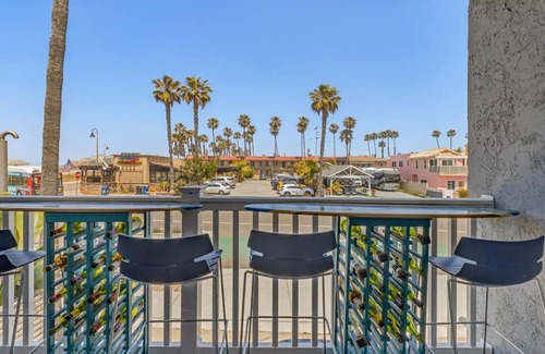 Imperial Beach Apartment | 2BD Bird Watchers DreamPool across fromBeach