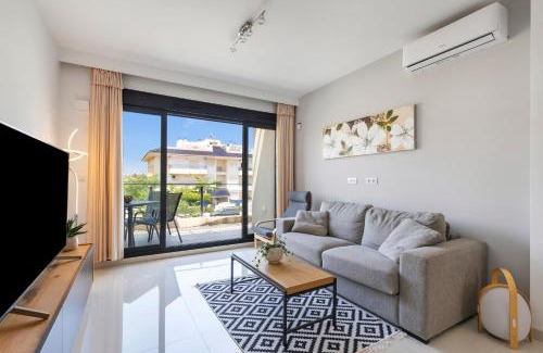 Pilar de la Horadada Apartment | 2BD Coastal Gem with Pool & Terrace - Torre de la Horadada