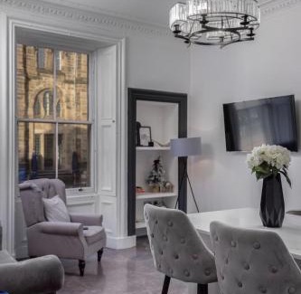 Old Town Apartment | 2Bedroom apartment by the castle