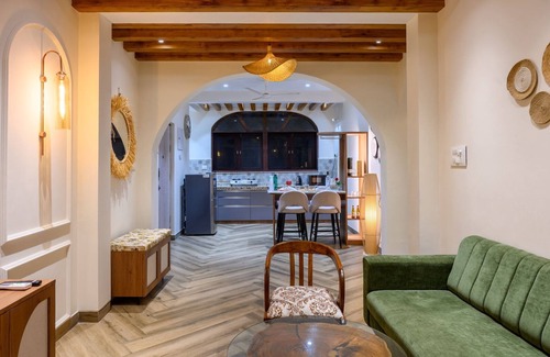 Varca Apartment | 2bhk Cozy Bohemian apartment this offers relaxed and artistic vibe