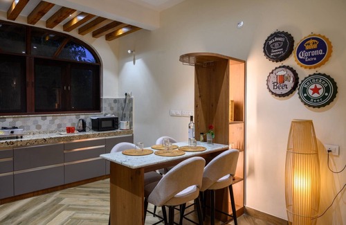 Varca Apartment | 2bhk Cozy Bohemian apartment this offers relaxed and artistic vibe