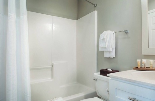 Edisto Island Resort | 2BR/2BA Edisto Resort Vacation Suite